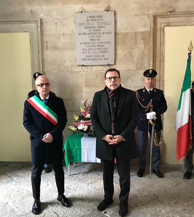 Cerimonia a Palazzo di Città per ricordare l'agente Michele Tatulli, ucciso dalle Brigate Rosse a Milano nel 1980